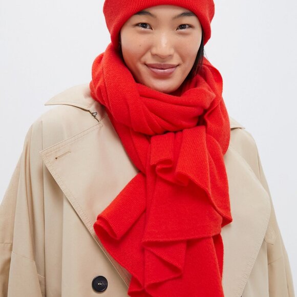 Poppy Red Cashmere Blanket Scarf - Picture 2 of 2